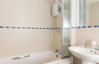 Sunny 1 bedroom apartment, Ocean house, East wittering - Foto 10