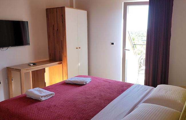 Lahuta e Vjetër Agroturizëm - Foto 23