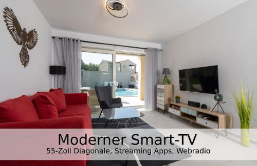 Villa Falco für Familien, bis 6 Personen, 3 Schlafzimmer mit Bad en Suite, Pool mit Loungebereich, Grillterrasse, schnellem Wlan, 2 Parkplätze, - Foto 23