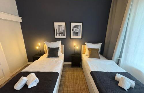 NASA Homes 4 Zimmer Altbauwohnung Zentral inkl Smart TV Netflix Garten - Foto 5