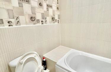 Mannys Apartment - Nice & Cozy 4Bed Flagship Lodge - Photo 79