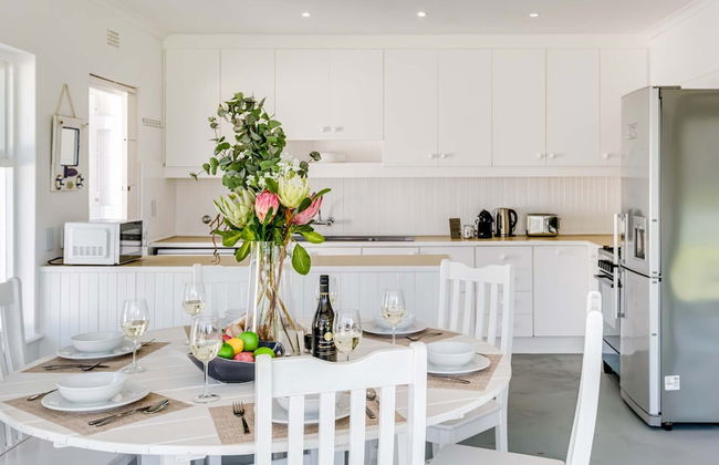 Unwind in Coastal Charm at Villa Santorini - Photo 29