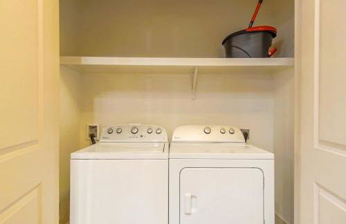 Boulevard Stays Comfortable 1BR Suite w Pool Parking Gym 03 - Foto 16