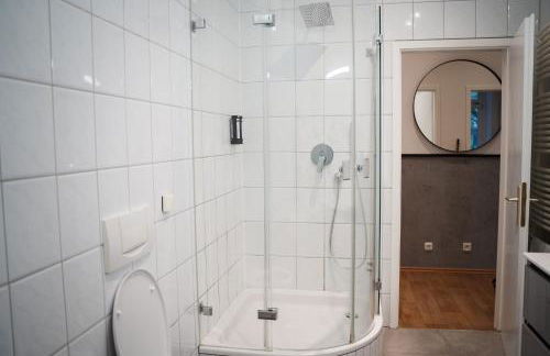 Junik Apartments - Ferienwohnungen in Duisburg - Foto 27