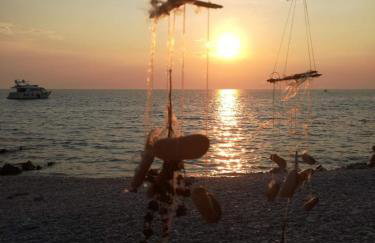 Apartments Grbac Veli Rat-Seaside - Photo 14