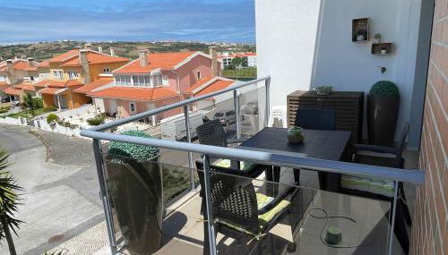 Stylish & Spacious Apartment with Balcony - Foto 2