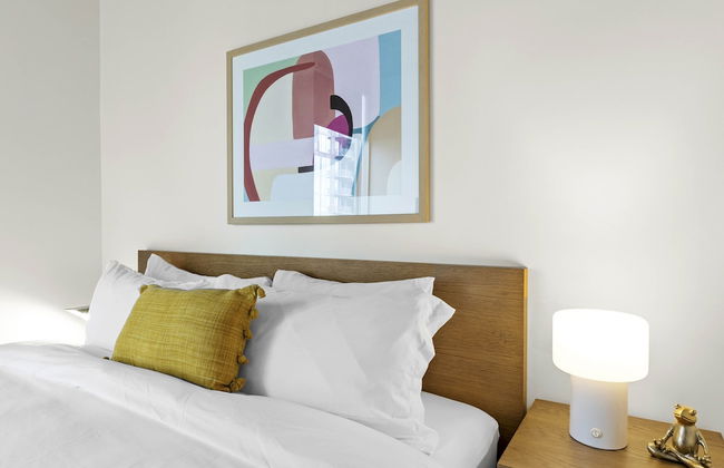 Luxury Downtown High Rise - Foto 4