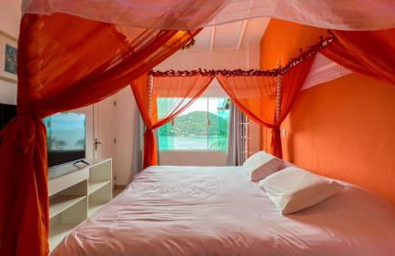 Casa com vista a praia da Barra do Sahy - Foto 1