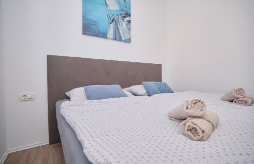 Queen's Lodge Mastrinka by Litto - Photo 20