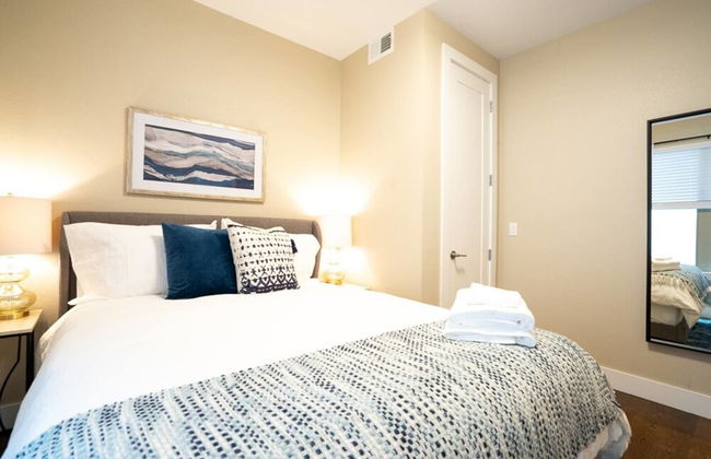 Mid Mod Manor A Sophisticated Townhouse Golden Triangle - Foto 10