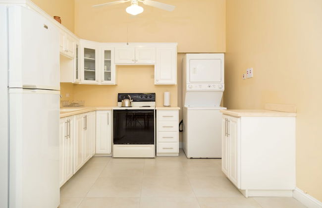 New Kingston Guest Apartment at Westbury - Foto 18