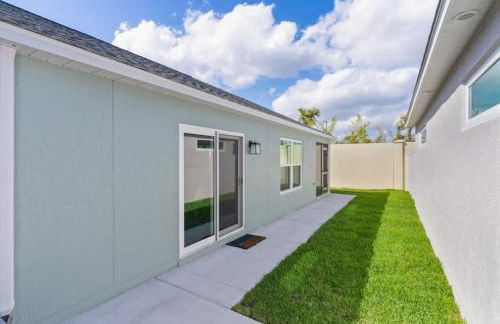 Newly built 3 bedroom with Golf Cart - Foto 24