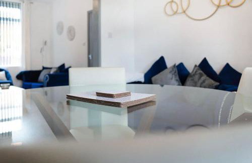 Comfortable 2BR Home 10 Min to Durham Cathedral - Foto 24