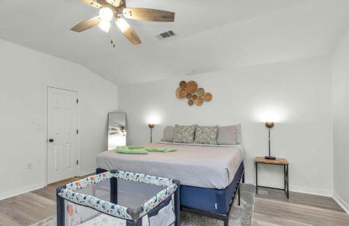 Boat House - Steps to Boat Ramp, Grill & 1 Mile to Beach - Foto 3