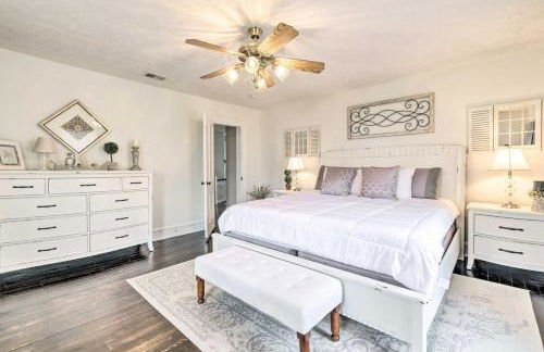 Renovated Farmhouse w Mountain Views and Fire Pit - Foto 25