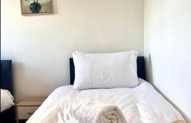 Turquoise Tranquil- 3 Bed House - Photo 3