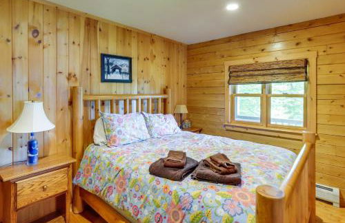 4 Mi to Mount Snow West Dover Cabin with Game Room - Foto 16