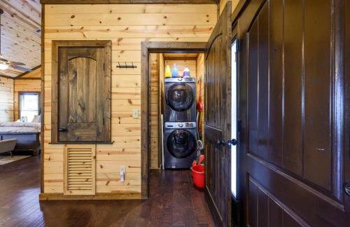 Just the Two of Us RIVER FRONT Luxury Cabin - Foto 46