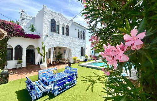 GATU Villa Lurberri, piscina privada, Parking, jardines -Mayores de 25 años y familias " - Foto 59