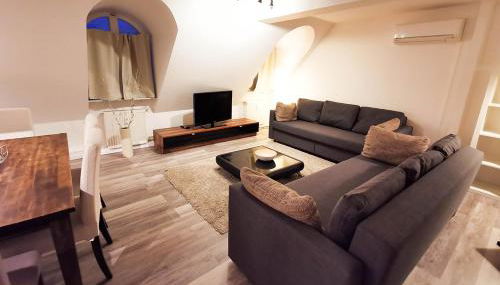 CF26 75m2 Central Quiet Duplex Apartment - Foto 5