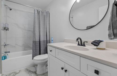 New build duplex-sleeps 6! Pet friendly! - Foto 22