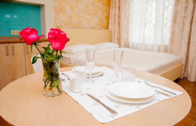 Modern History Apartments - Photo 10