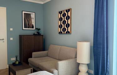 CLS Moderne City-Wohnung Hamburg mit Smart-TV, Nespresso Maschine inklusive Kapseln, Blick über Hamburg, Cafe im Haus, Bus gegenüber, Flex Check-In - Foto 7