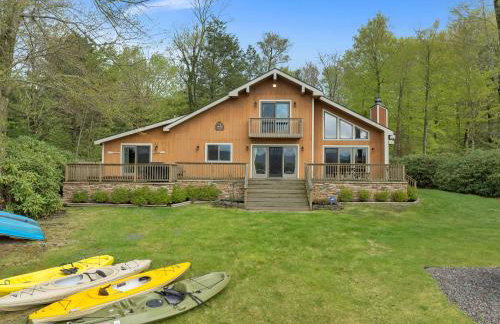 Lakefront Family Home, Kayaks, Hot Tub, Fireplace - Foto 39