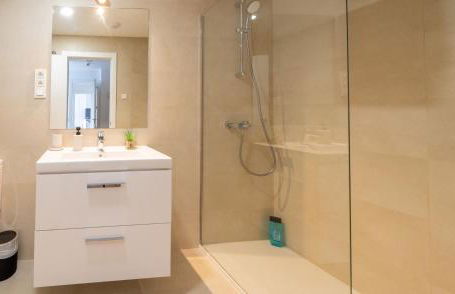 Malaga Sunset View Apartment - Photo 22