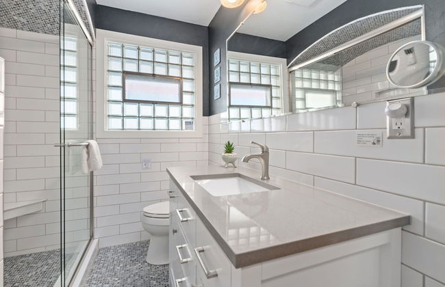 Historic Mountain Ave Bungalow - Walk Everywhere! - Foto 15