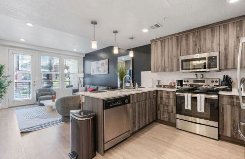 Cozy 1BR w Parking, Near Temple Sq & Delta Ctr - Foto 17