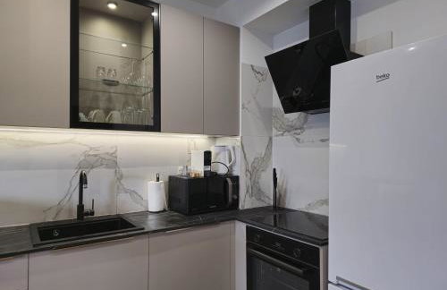 Apartment M - Self Check-In - Photo 7