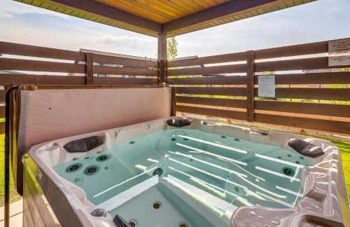 Stylish Montana Vacation Rental with Private Hot Tub - Foto 22