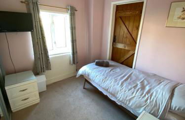 Carlton Cottage Country Retreat - Perfect for Ipswich - Aldeburgh - Southwold - Thorpeness - Sizewell B - Sizewell C - Sleeps 13 - Foto 10