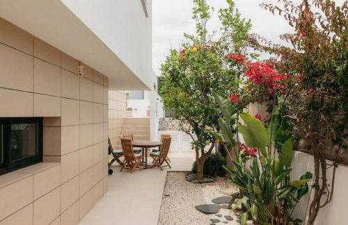 Grand Villa with Pool - Foto 11