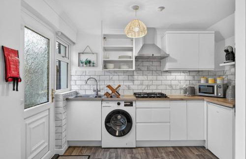 The Hide - Suburban Terraced Home - Foto 14