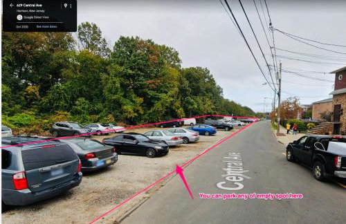 Designer Home 2 Bedroom - 20min to NYC WTC - Private Backyard - Foto 68