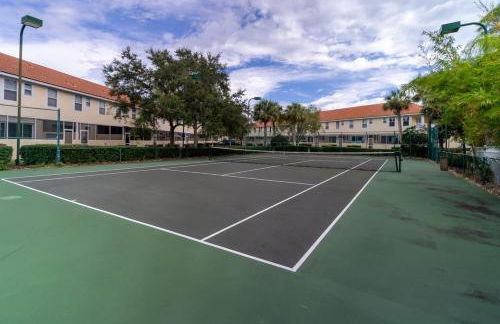 Stylish Townhome Close to Disney Parks - Foto 73