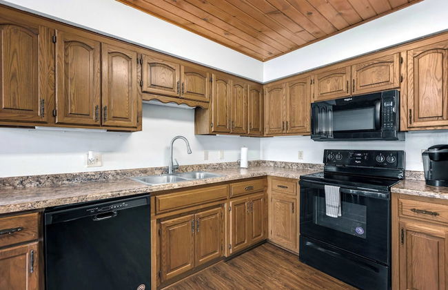 Boondock Bliss - Lakefront, Private Dock Sleeps 15! - Photo 10