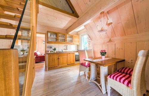 Mountain Apartment Getaway - Photo 16