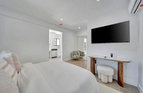 Waterfront Unit #1 20 Min Walk to Beach and Shops - Foto 5