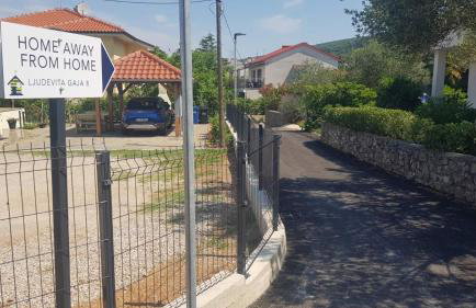 Home Away From Home with a heated pool - Foto 35