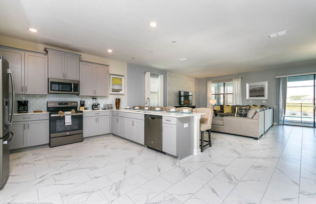 8 BR Villa With Games Room - Photo 19