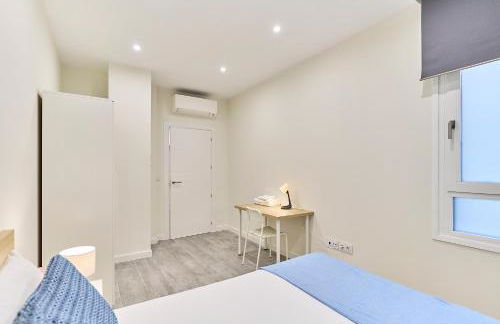 Apartamentos Catedral Palace by gaiarooms - Photo 6