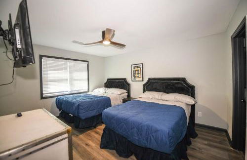 Spacious 4 bedroom 8 beds 20mins From downtown - Foto 6