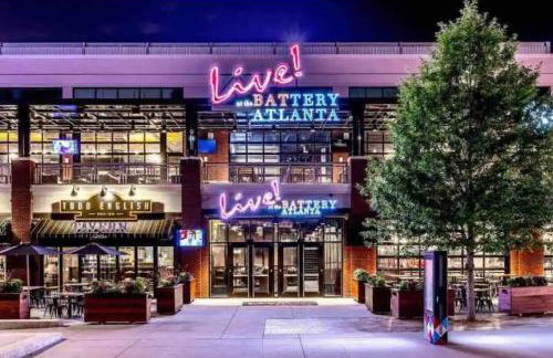 King Bed 5 min walk Truist Park The Battery - Foto 22