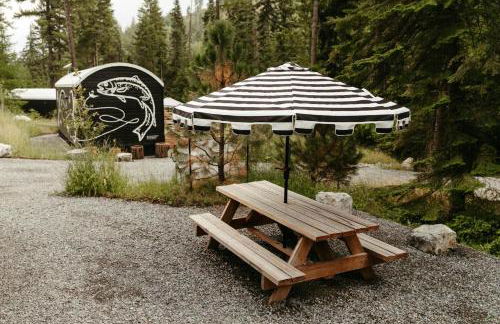 The SKI HAUS A Montana Tiny Cabin Forest Retreat - Foto 17