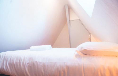 Le Nid dAigle - Spacieux logement sous les toits - Foto 16