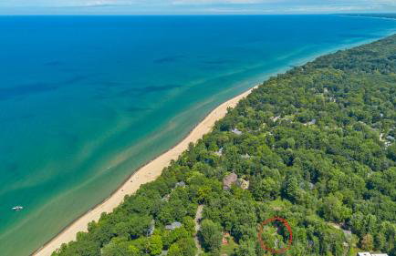 Whispering Arbor by Juniper Holiday + Home - Foto 37