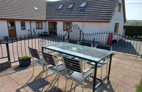 Dunroaming Cottage - Photo 20